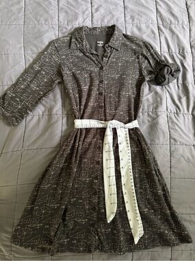 Svaha Geometry Teacher Dress